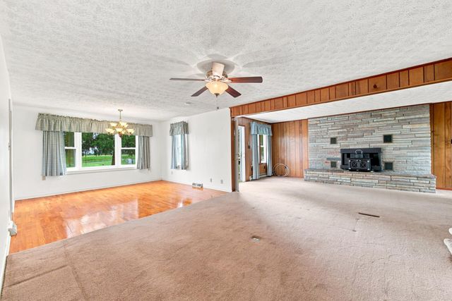 1749 GEORGETOWN RD, Mt Jackson, VA 22842