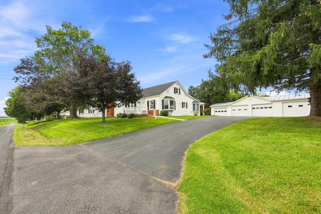 1749 GEORGETOWN RD, Mt Jackson, VA 22842