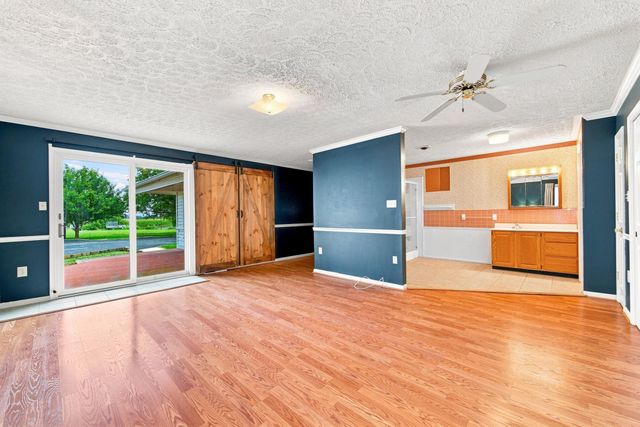 1749 GEORGETOWN RD, Mt Jackson, VA 22842