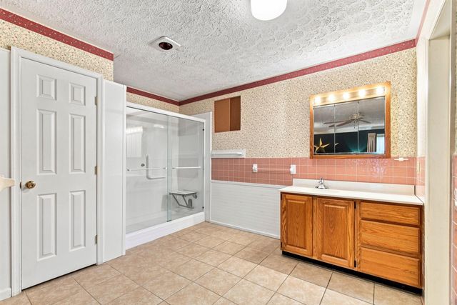 1749 GEORGETOWN RD, Mt Jackson, VA 22842