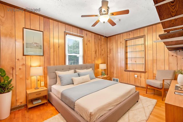 1749 GEORGETOWN RD, Mt Jackson, VA 22842