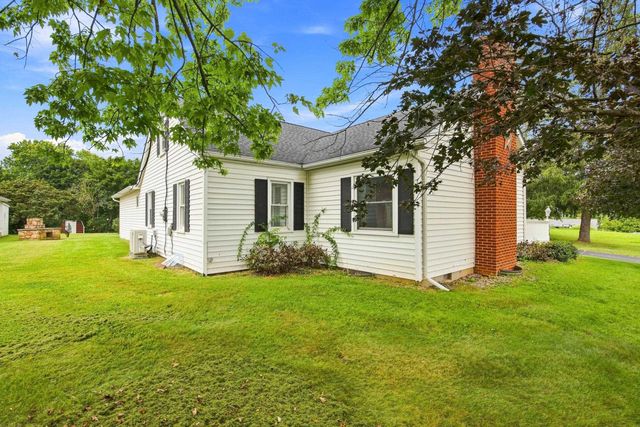 1749 GEORGETOWN RD, Mt Jackson, VA 22842