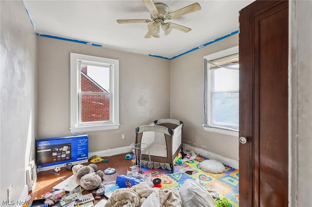 18310 La Salle Avenue, Cleveland, OH 44119