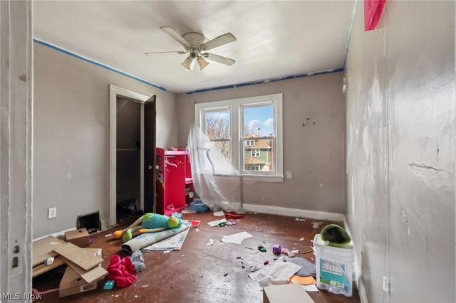 18310 La Salle Avenue, Cleveland, OH 44119