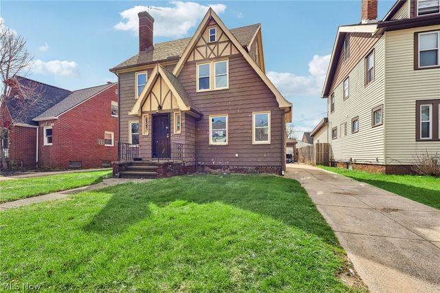 18310 La Salle Avenue, Cleveland, OH 44119