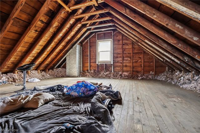 18310 La Salle Avenue, Cleveland, OH 44119