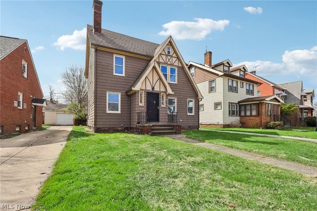 18310 La Salle Avenue, Cleveland, OH 44119