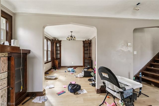 18310 La Salle Avenue, Cleveland, OH 44119