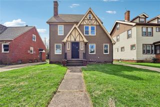 18310 La Salle Avenue, Cleveland, OH 44119