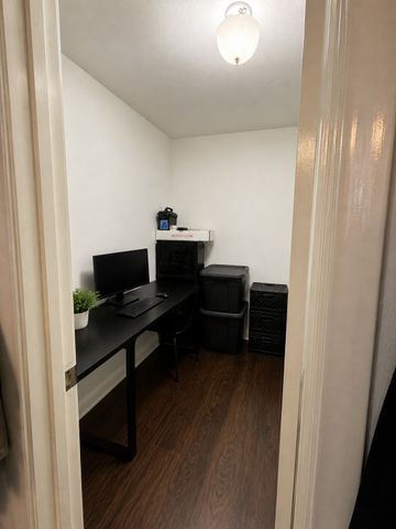 2442 Club Manor Drive, Dallas, TX 75237