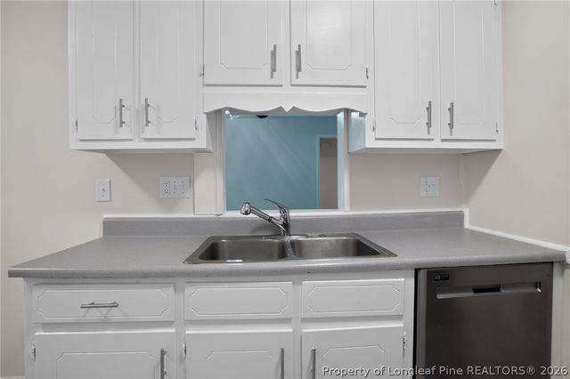 1608 Tysor Drive, Fayetteville, NC 28304