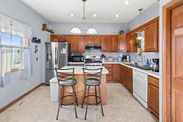 2627 AVENUE A, Council Bluffs, IA 51501