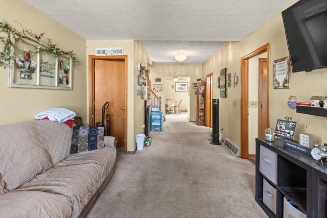 2627 AVENUE A, Council Bluffs, IA 51501