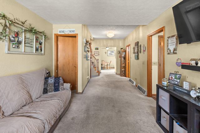 2627 AVENUE A, Council Bluffs, IA 51501