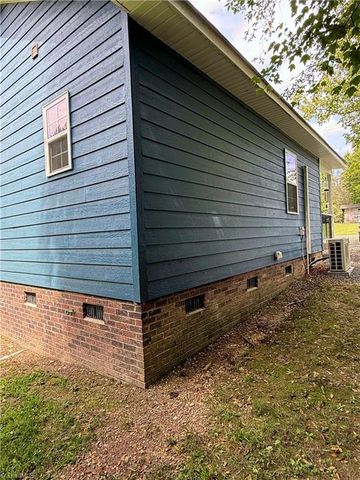 921 Long Street Extension, Oakboro, NC 28129