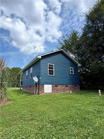 921 Long Street Extension, Oakboro, NC 28129