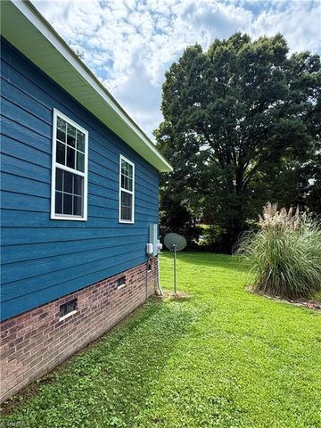 921 Long Street Extension, Oakboro, NC 28129