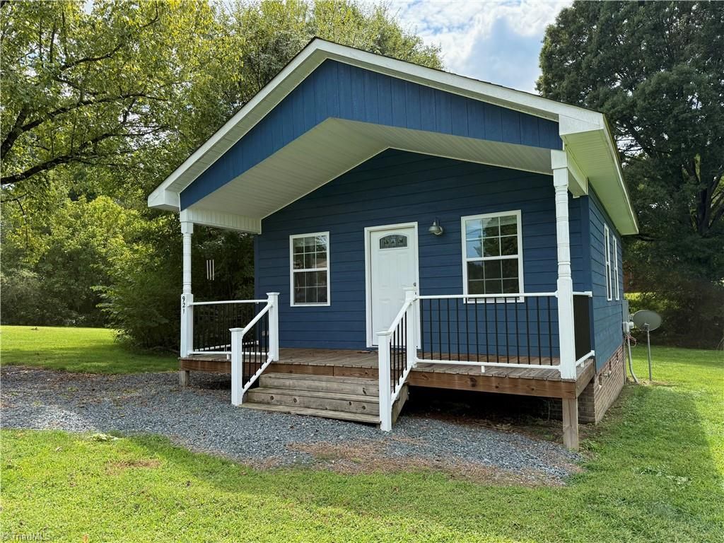 921 Long Street Extension, Oakboro, NC 28129