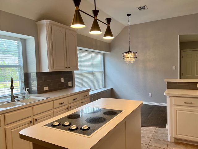 1305 Granger Drive, Allen, TX 75013