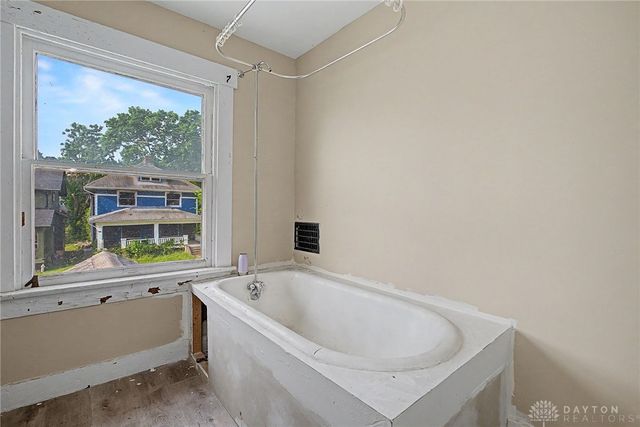 129 Marathon Avenue, Dayton, OH 45405