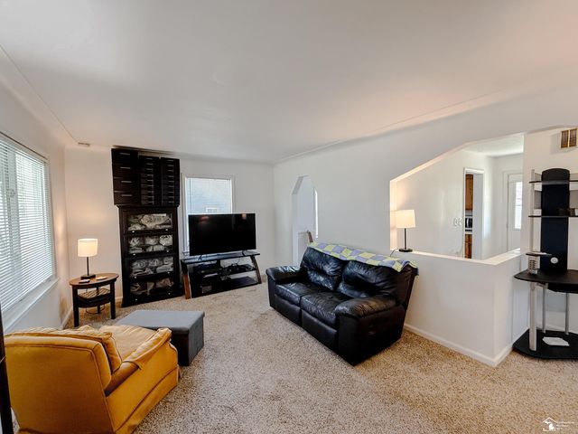 7148 Gulley Street, Taylor, MI 48180