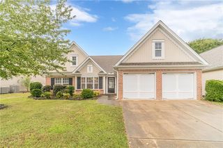 2463 Walnut Tree Lane, Buford, GA 30519