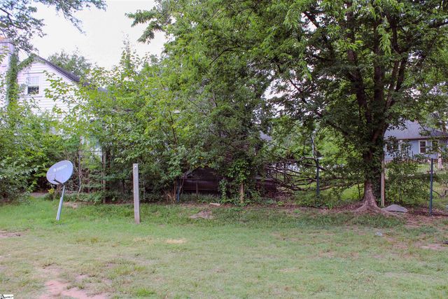 517 Trade Street, Greer, SC 29651