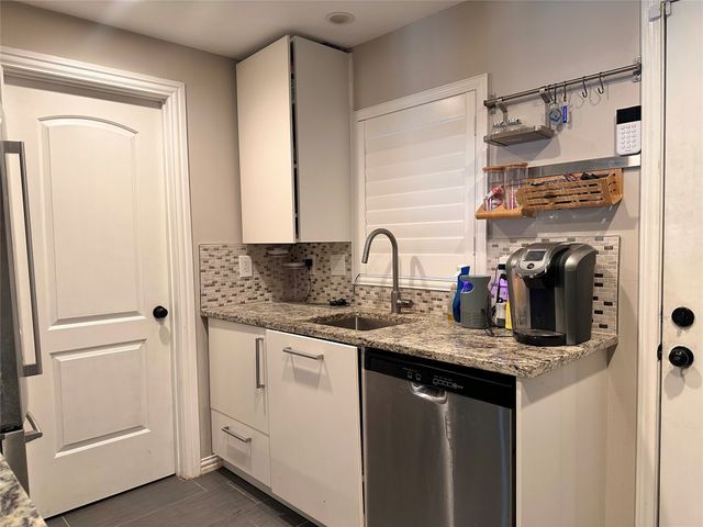 4219 Avondale Avenue 117, Dallas, TX 75219