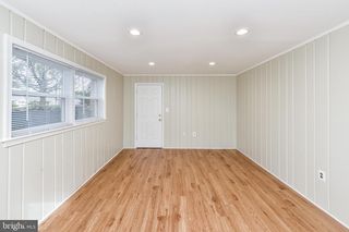 130 S 29TH ST #6, Purcellville, VA 20132