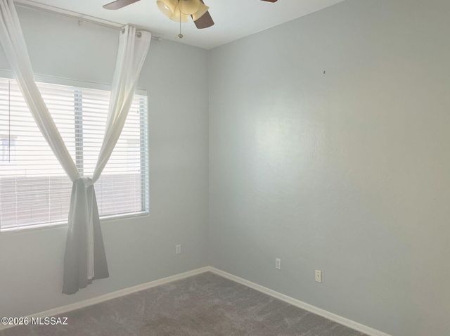 8069 N Painted Feather Drive, Tucson, AZ 85743