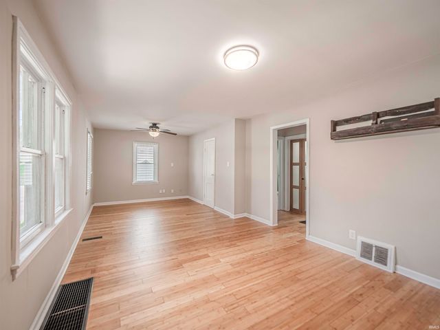 3601 Kansas Road, Evansville, IN 47725
