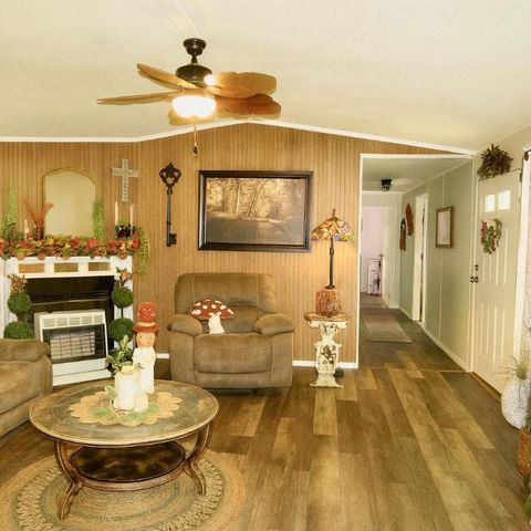7211 Jo Saylors Drive, Harrison, AR 72601