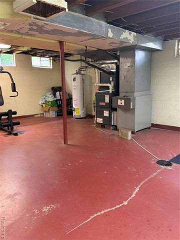 1814 Rockcreek Lane, Flint, MI 48507