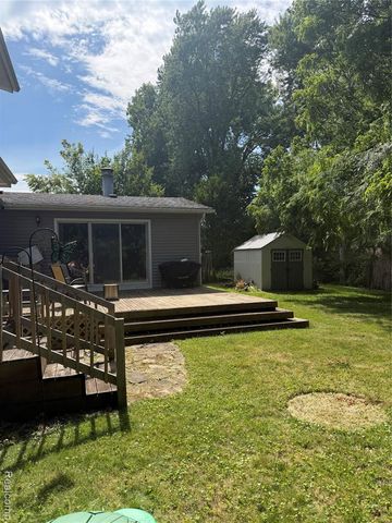 1814 Rockcreek Lane, Flint, MI 48507