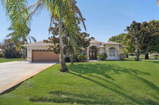 2102 SE Herron Avenue, Port St. Lucie, Port St Lucie, FL 34952