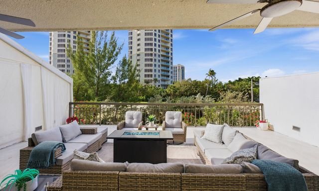 3972 N Ocean Drive 5, Singer Island, FL 33404