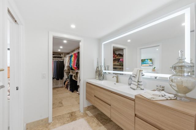 3972 N Ocean Drive 5, Singer Island, FL 33404