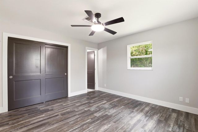 15409 Los Angeles Drive, Loxahatchee Groves, FL 33470