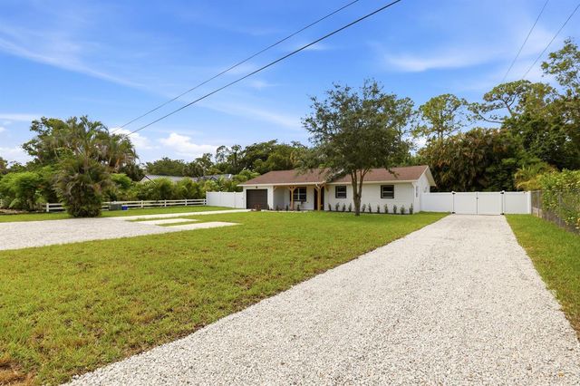 15409 Los Angeles Drive, Loxahatchee Groves, FL 33470