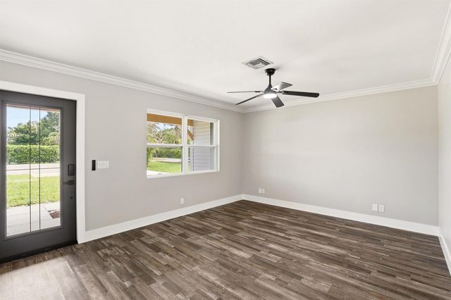 15409 Los Angeles Drive, Loxahatchee Groves, FL 33470