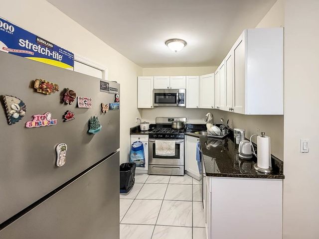 121 FOWLER AVE, Jc, West Bergen, NJ 07305