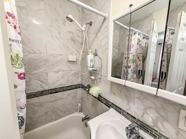 121 FOWLER AVE, Jc, West Bergen, NJ 07305