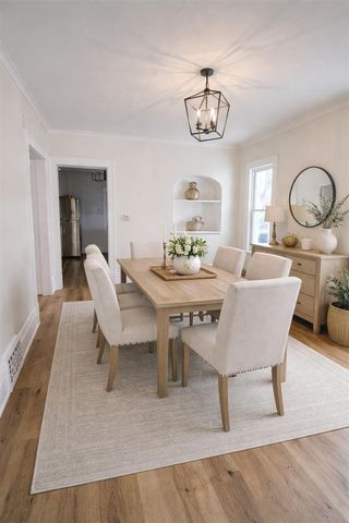 12 E 19th Street, Holland, MI 49423