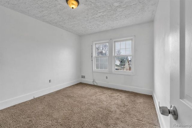 5943 Elmer Street, Detroit, MI 48210