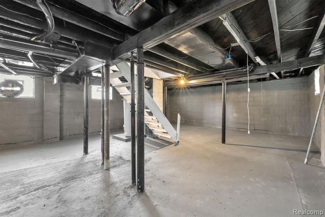 5943 Elmer Street, Detroit, MI 48210