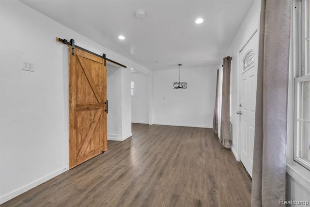 5943 Elmer Street, Detroit, MI 48210