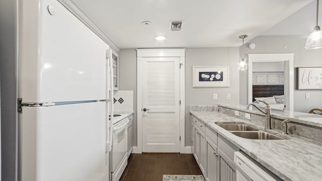 9300 Baytowne Wharf Boulevard 410, Miramar Beach, FL 32550