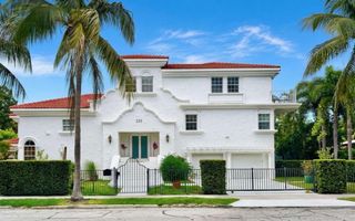 233 Pershing Way, West Palm Beach, FL 33401