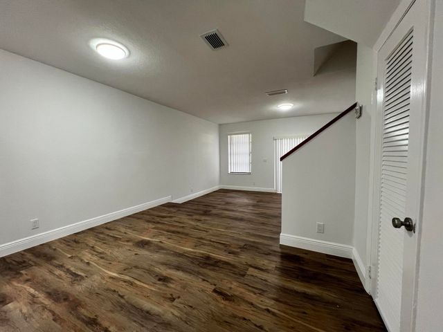 10623 Royal Palm Boulevard, Coral Springs, FL 33065