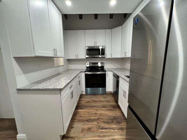 10623 Royal Palm Boulevard, Coral Springs, FL 33065